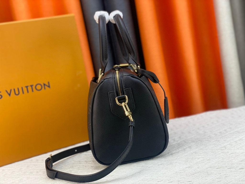Genuine Leather Crossbody Bag for Women 25*19cm LEM290
