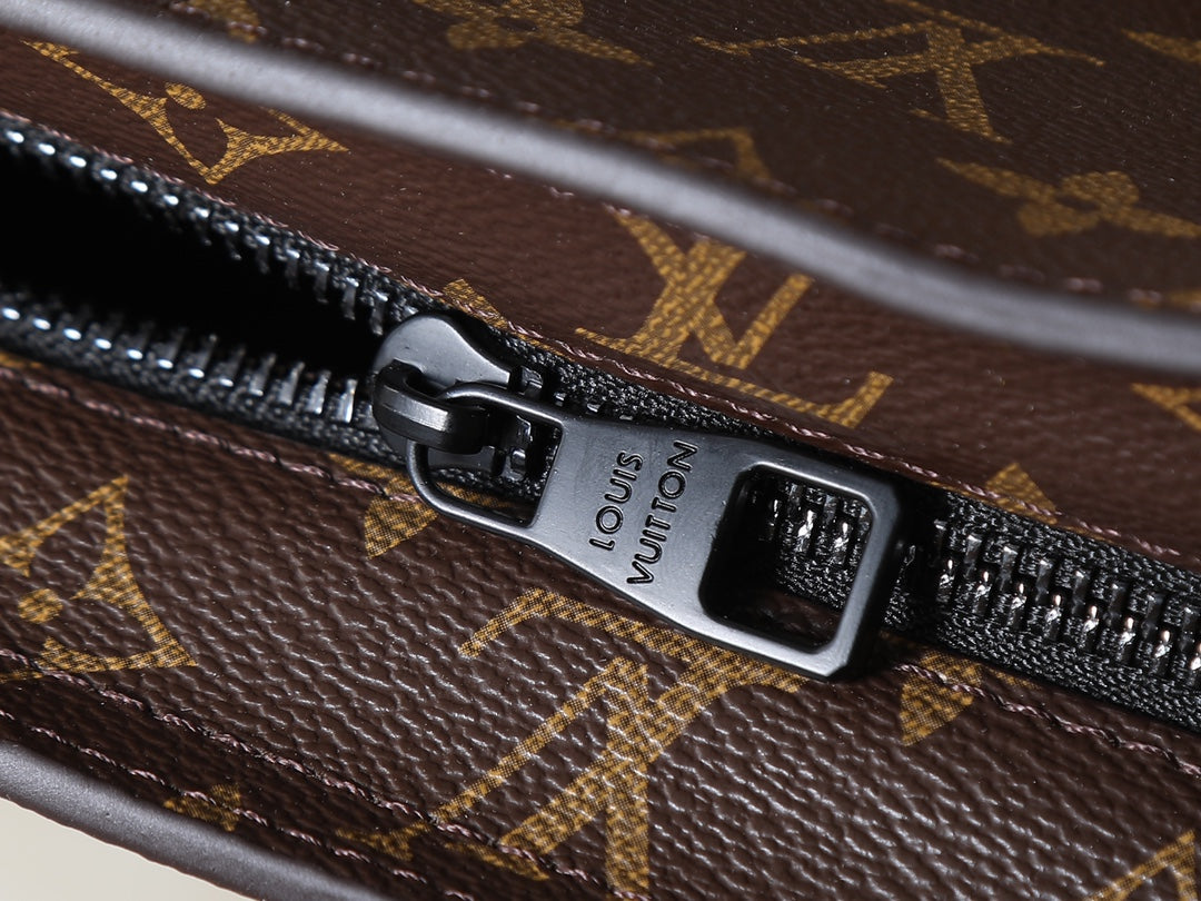 Black/Brown Bag for Women 31*39*8.5cm LEM330