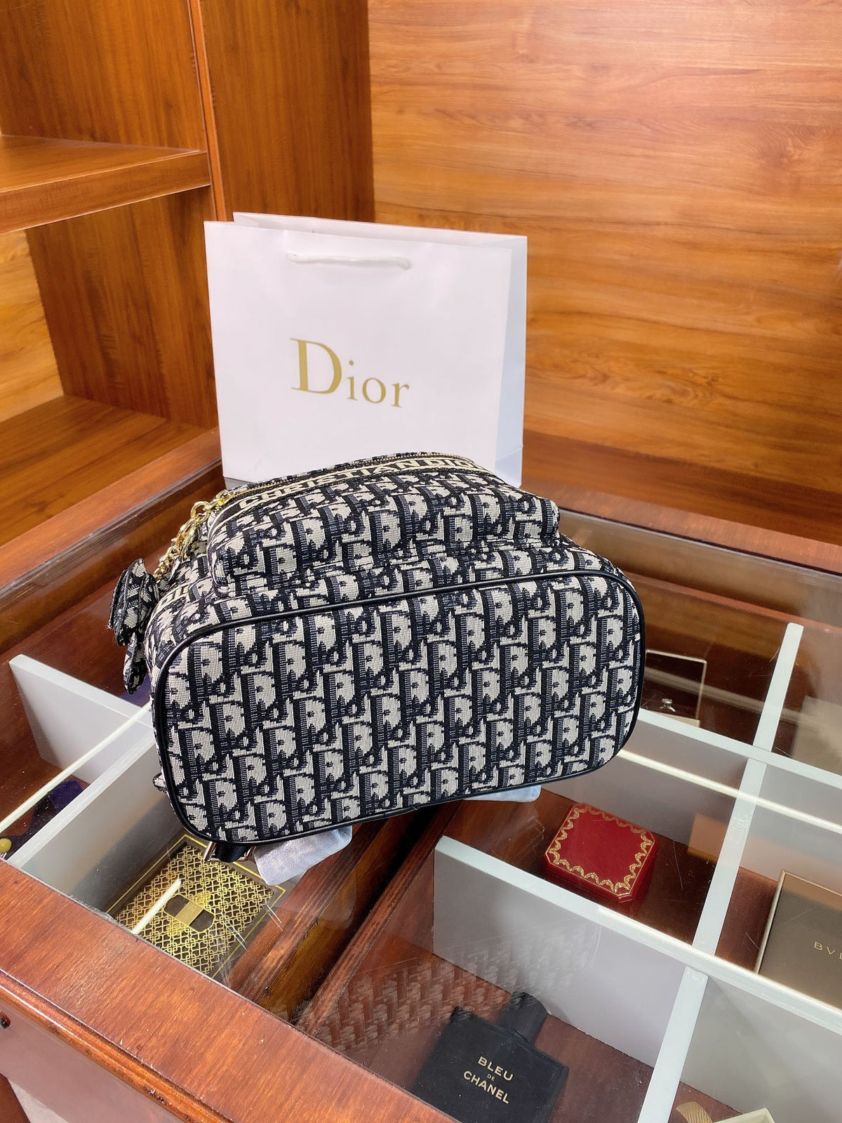 Fashion Bag for Women 27*15*33cm DEM102