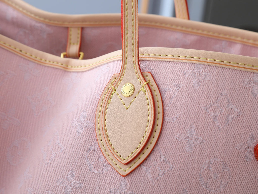 Designer Crossbody Bag for Women 31.0x28.0x14.0cm LEM278