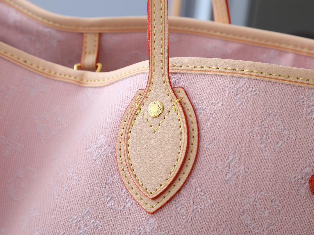 Designer Crossbody Bag for Women 31.0x28.0x14.0cm LEM278