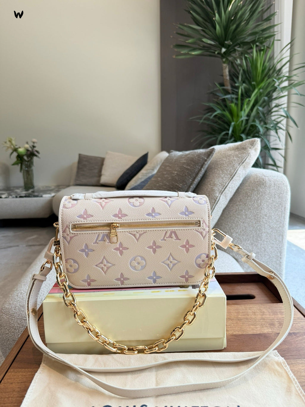 Designer Clash Color Crossbody Bag for Women LEM252