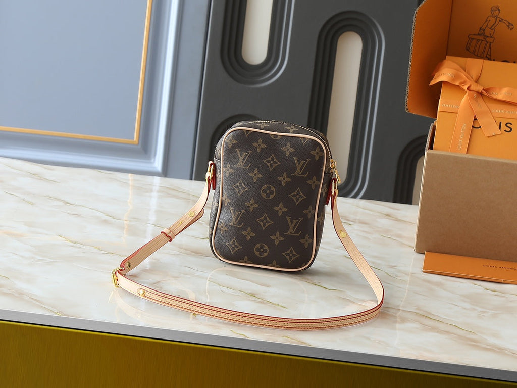 Designer Crossbody Bag for Women LEM252