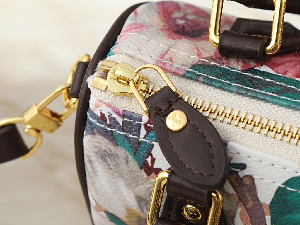 Fashion Handbag for Women 16cm LEM413