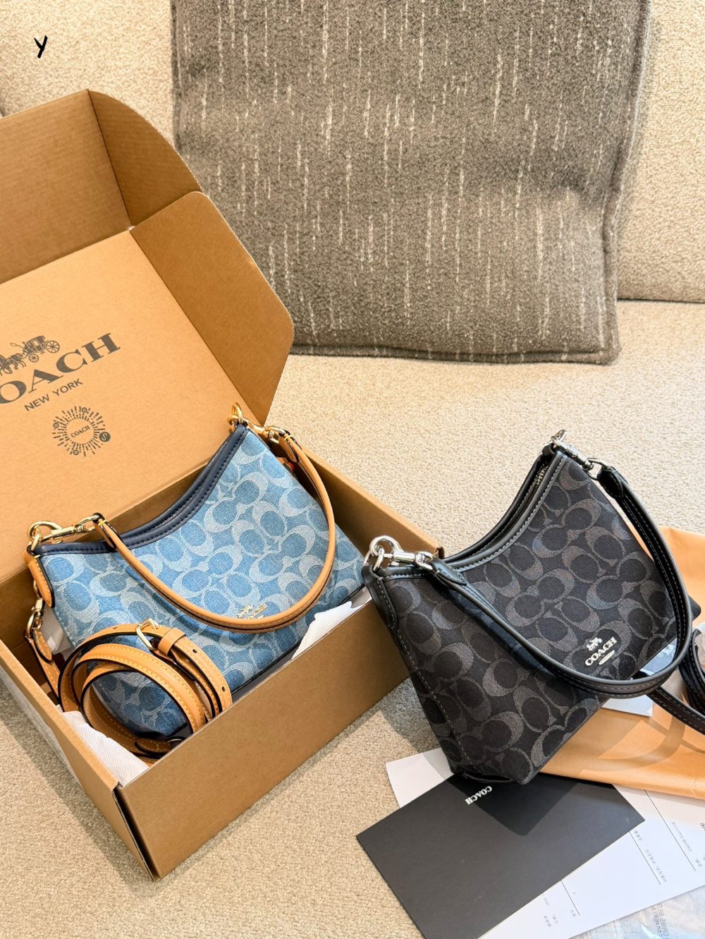 Black/Blue Handbag for Women 20cm COEM06