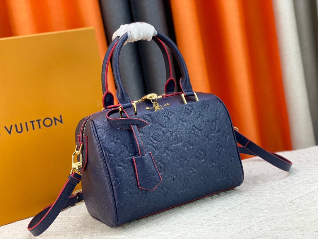 Genuine Leather Crossbody Bag for Women 25*19cm LEM290