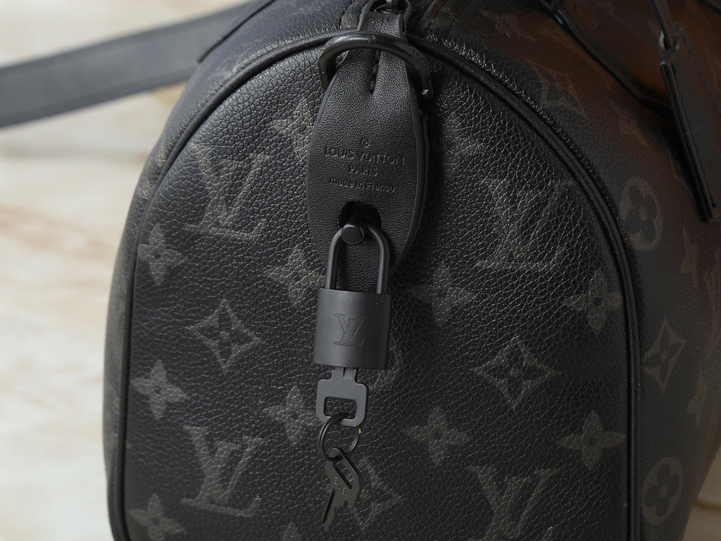 Designer Crossbody Bag for Women 25.0x15.0x15.0cm LEM341