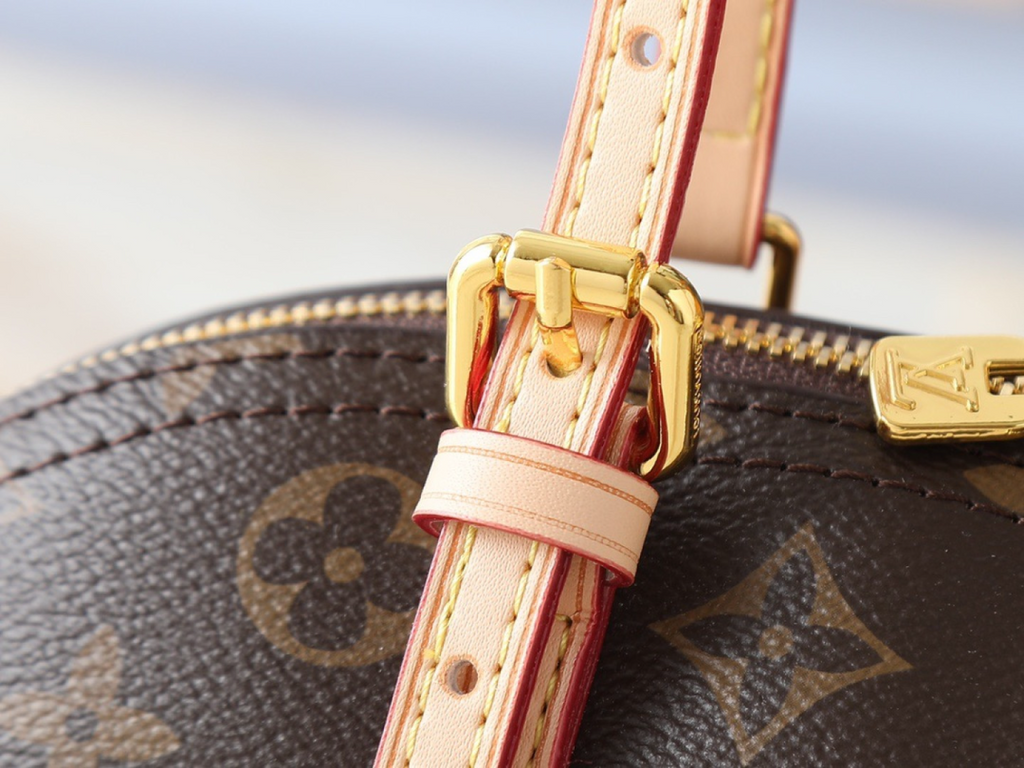 Fashion Handbag for Women 29cm LEM409
