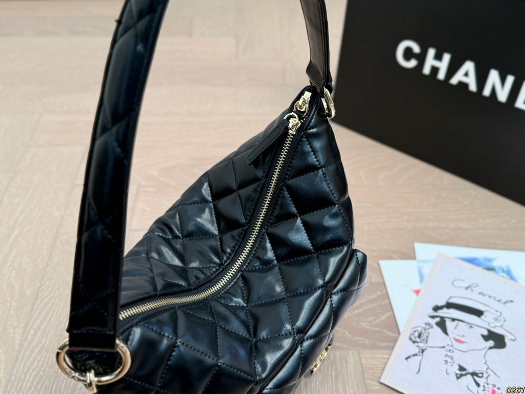 Black Bag for Women 28*21cm CEM313