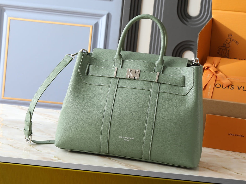 Designer Shoulder Bag for Women LEM298