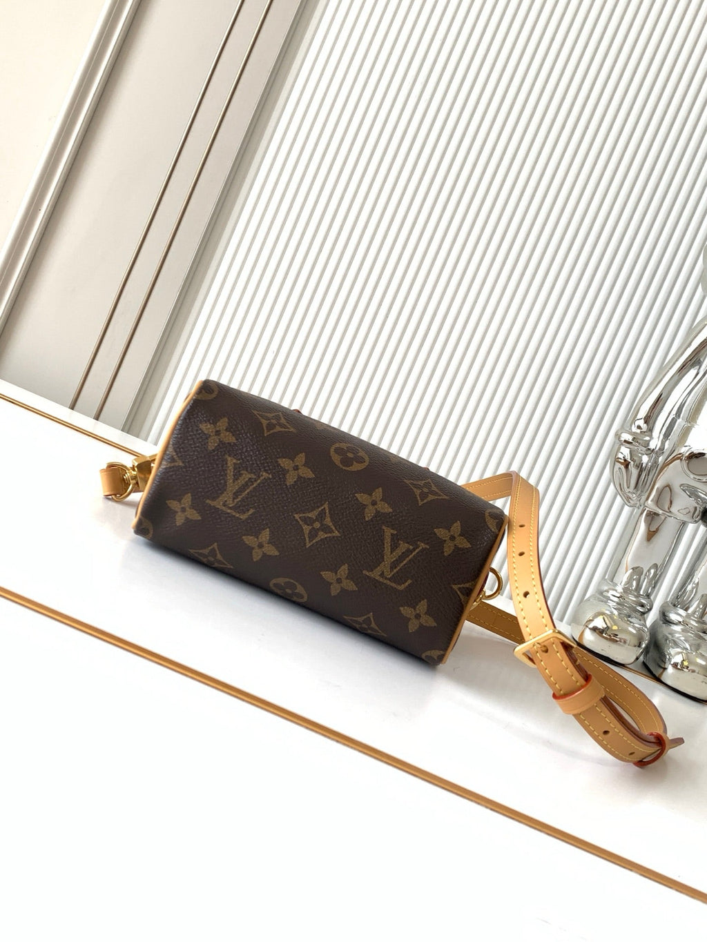 Fashion Handbag for Women 16.0x11.0x9.0cm LEM374