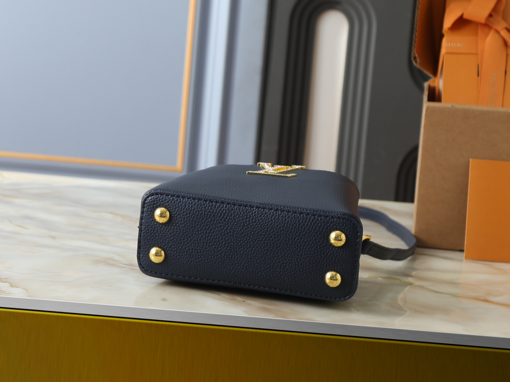 Fashion Shoulder Bag for Women 21x13.6x8cm LEM460
