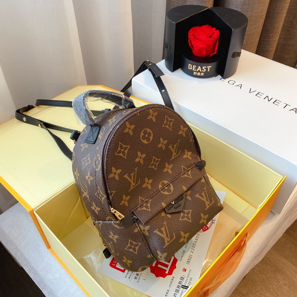 Fashion Backpack for Women 17*9*20cm VB89