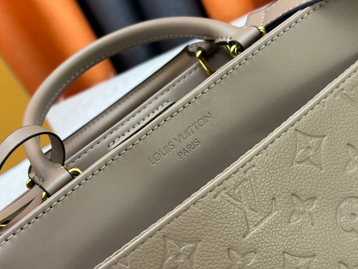 Designer Crossbody Bag for Women 30x19.5x12cm LEM286
