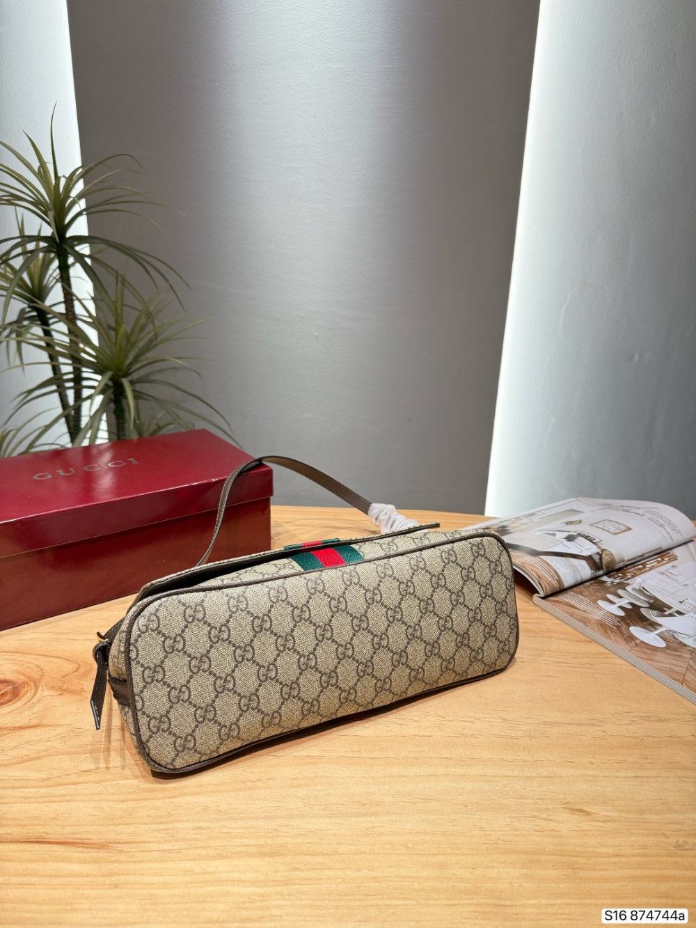 Fashion Handbag for Women 31*15cm GEM161