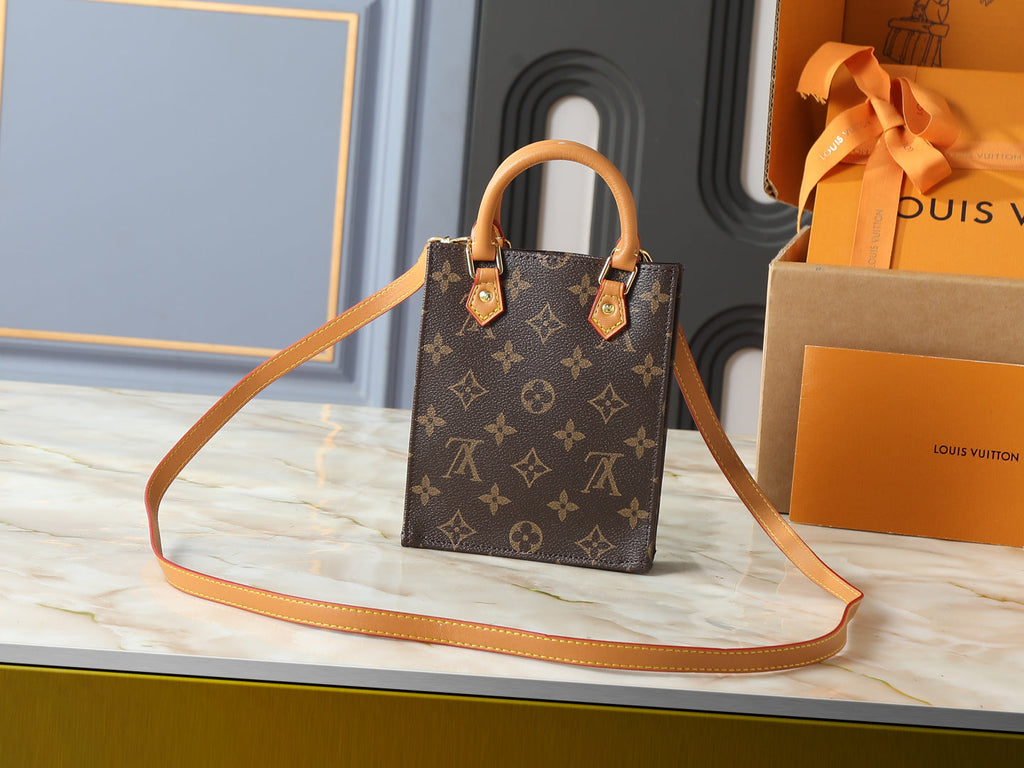Designer Tote Bag for Women 14x17x5cm LEM419