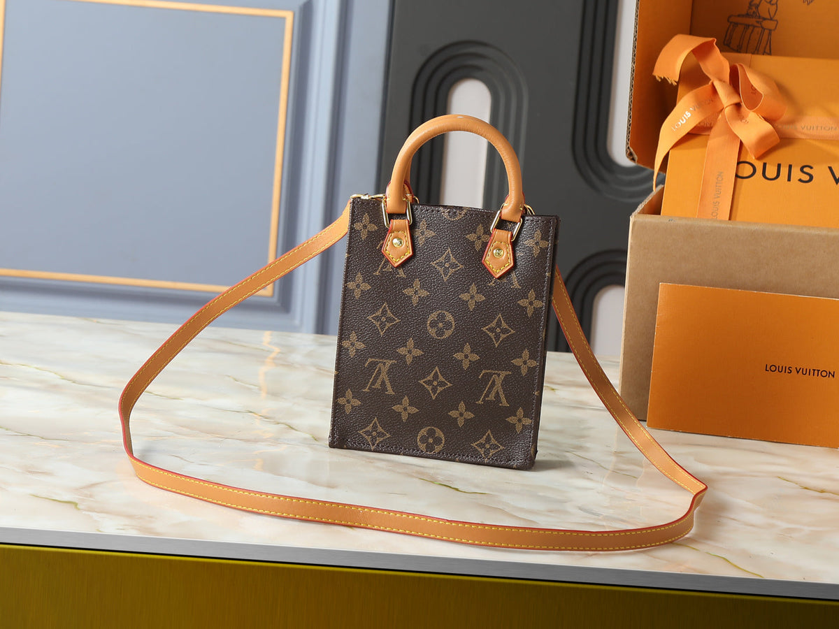 Designer Tote Bag for Women 14x17x5cm LEM419