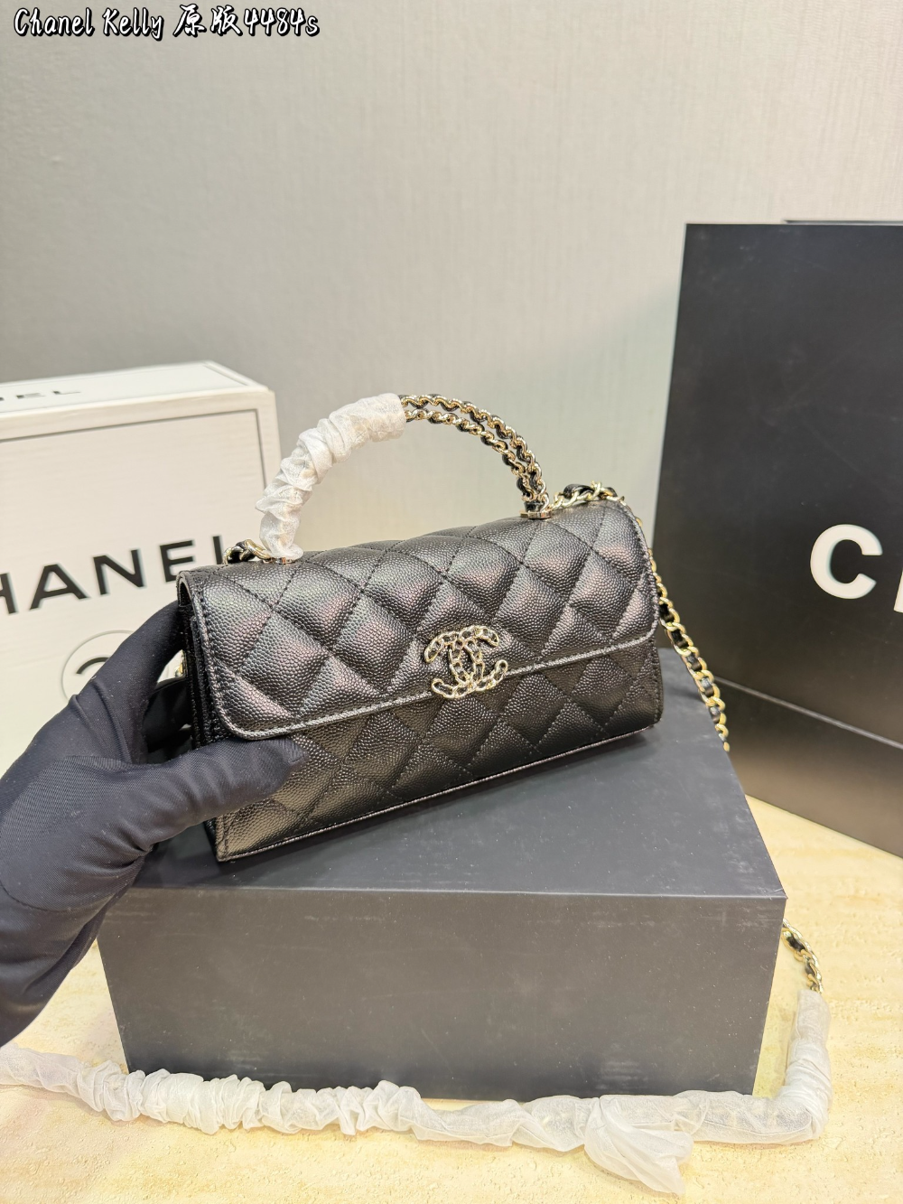 Black/White Handbag for Women 18x10x4.5cm CEM306