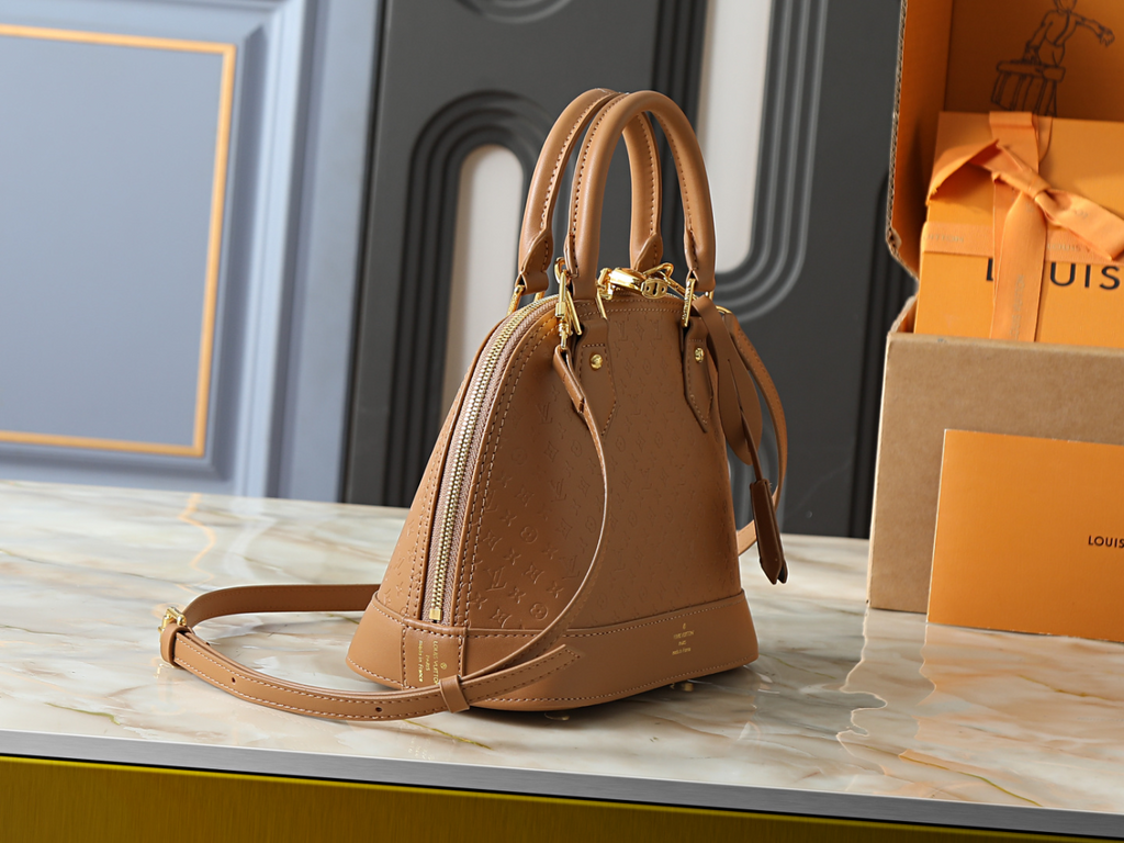 Black/Beige Handbag for Women 23.5x17.5x11.5cm LEM436