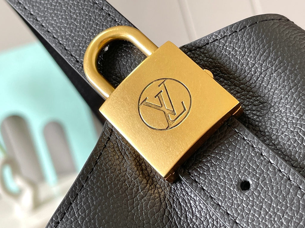 Genuine Leather Crossbody Bag for Women 28x16x24cm LEM346