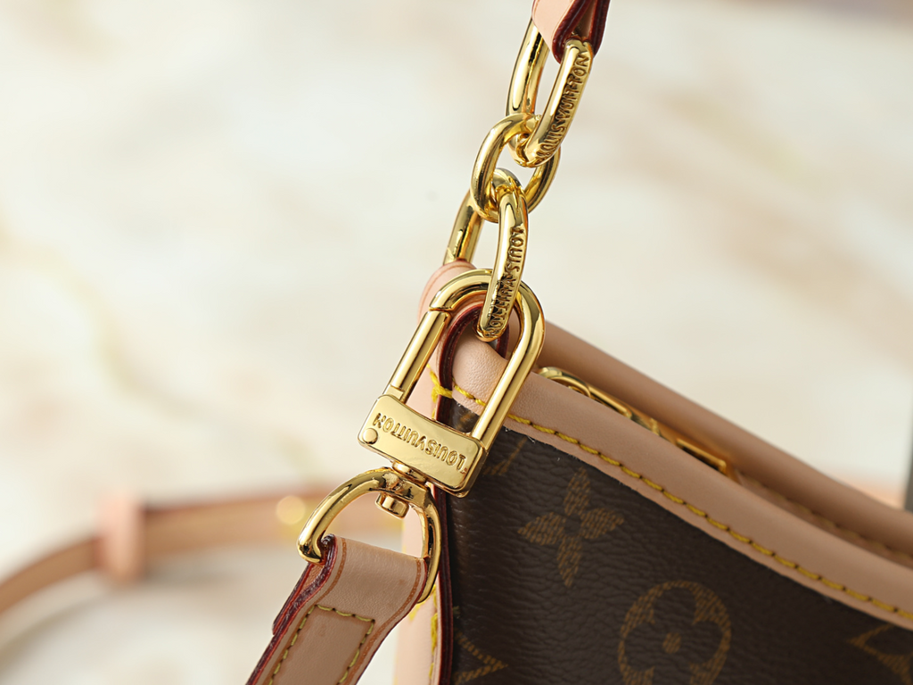 Fashion Handbag for Women 25*22*10cm LEM412