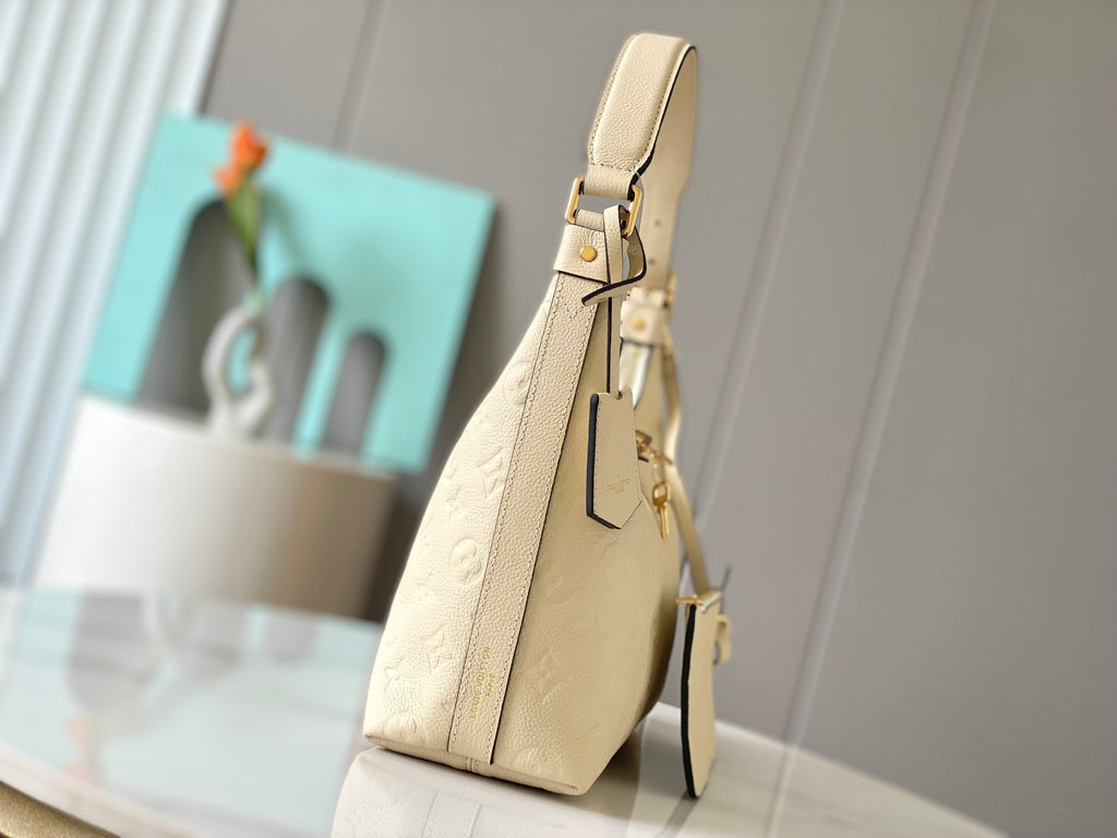 Genuine Leather Crossbody Bag for Women 27x22x10.5cm LEM354