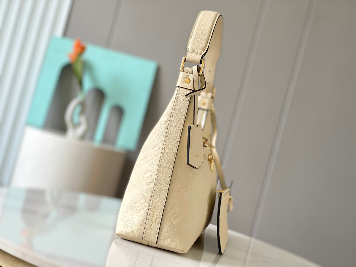 Genuine Leather Crossbody Bag for Women 27x22x10.5cm LEM354