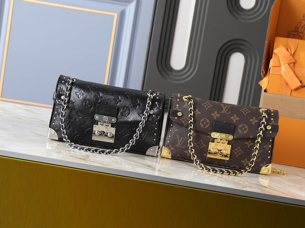 Black Handbag for Women 27x16x8cm LEM337