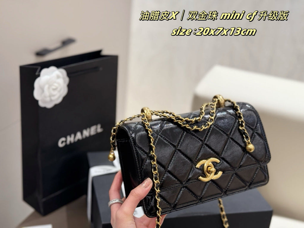 Black/White Handbag for Women 20*3*17cm CEM242