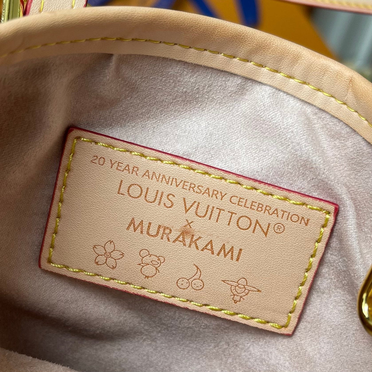Fashion Handbag for Women 22*13*4cm LEM344