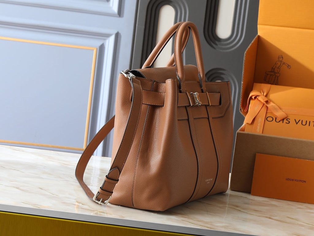 Designer Shoulder Bag for Women LEM298