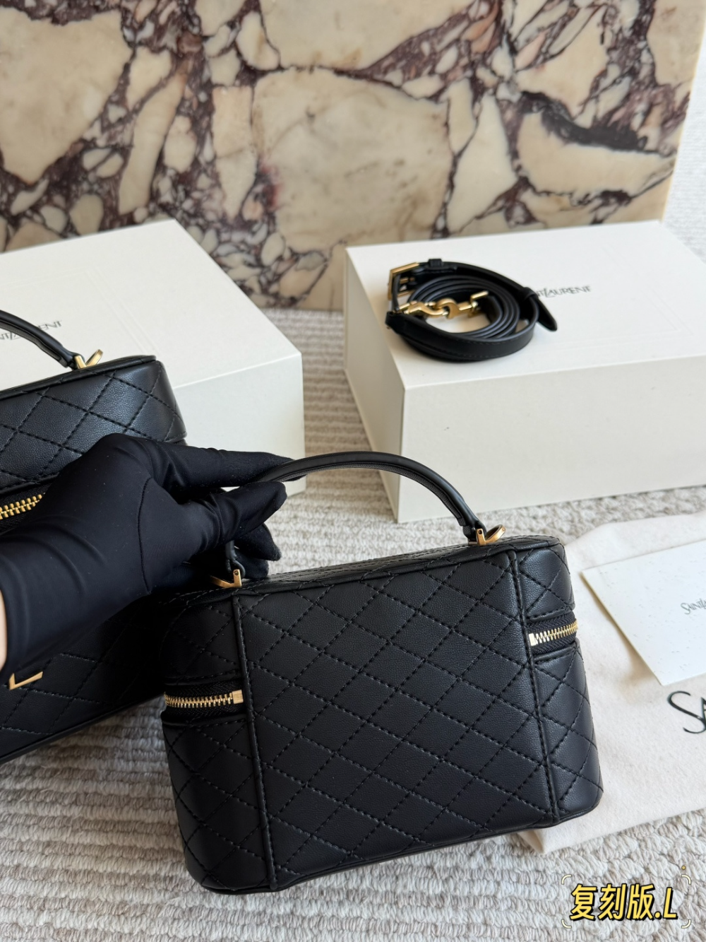 Black/White Handbag for Women 22*16cm SEM13