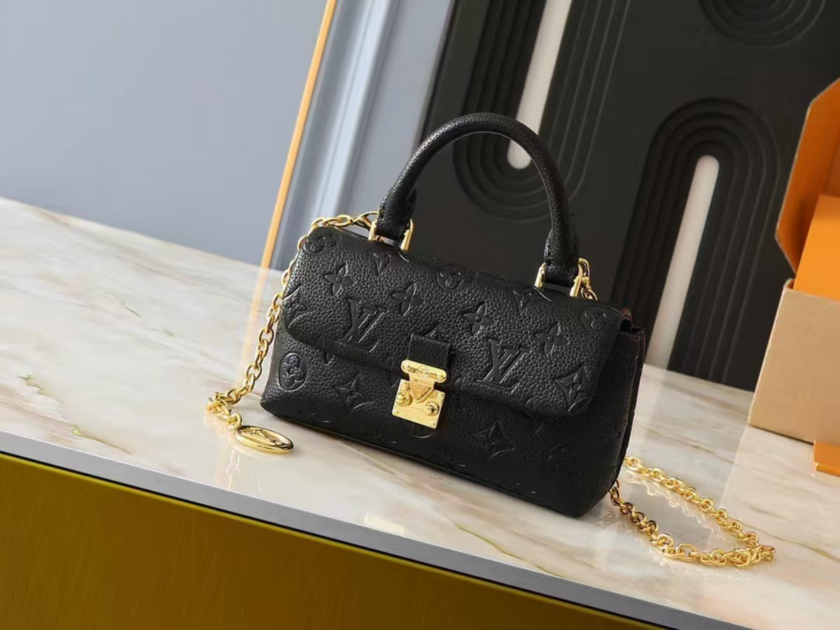 Black Handbag for Women 12.5x6x21cm LEM456