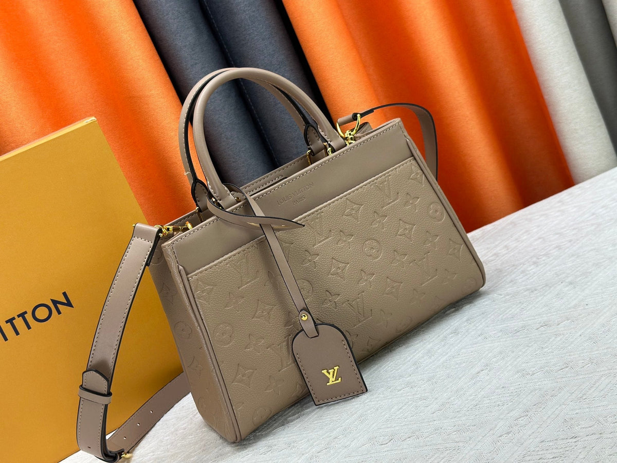 Designer Crossbody Bag for Women 30x19.5x12cm LEM286