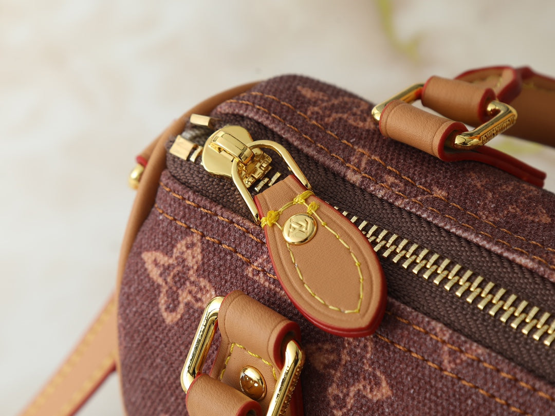 Fashion Bag for Women 16x10x7.5cm LEM45