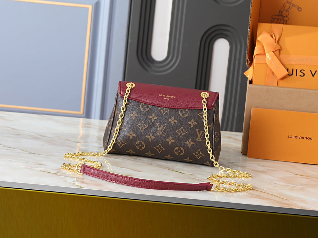 Black Handbag for Women 30cm LEM336