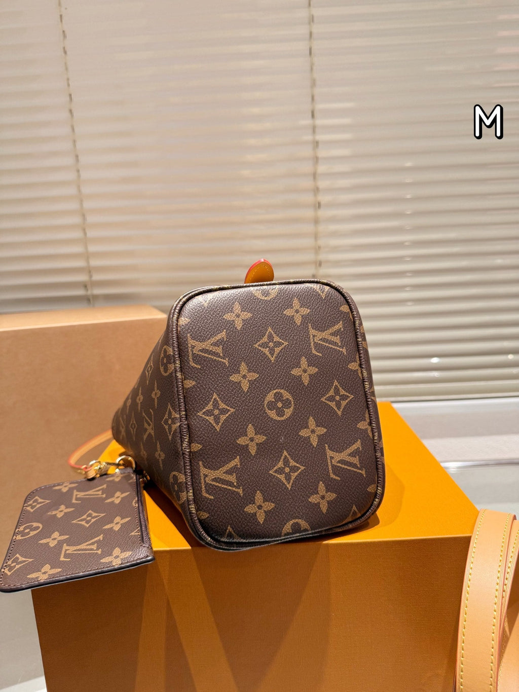 Fashion Bag for Women 17*19cm LEM205
