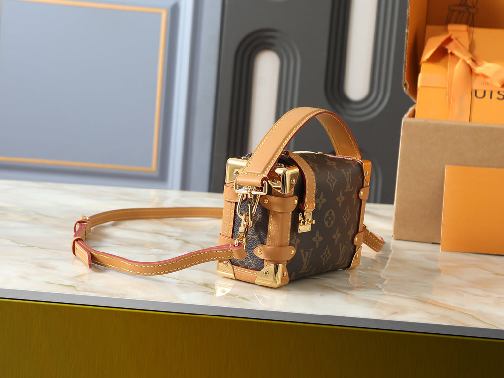 Gray Bag for Women 19*12*7.5cm LEM94