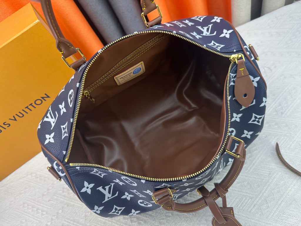 Designer Canvas Crossbody Bag for Women 30x21x17cm LEM289