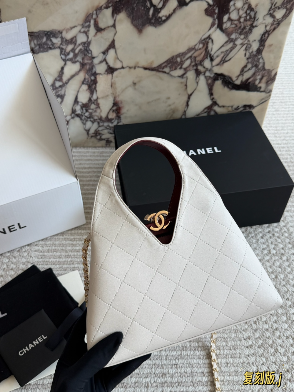 Black/White Handbag for Women 23*25cm CEM309