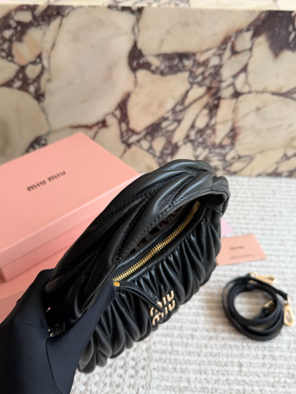 Black Bag for Women 20x17cm miu02