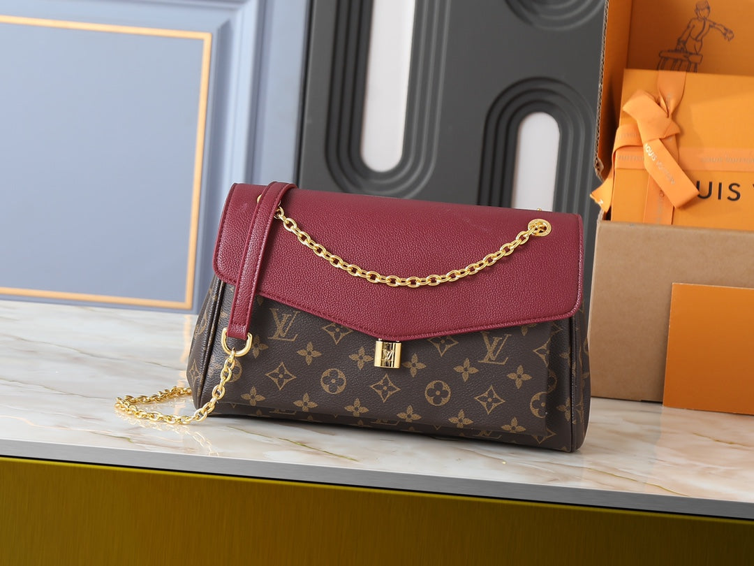 Black Handbag for Women 30cm LEM336