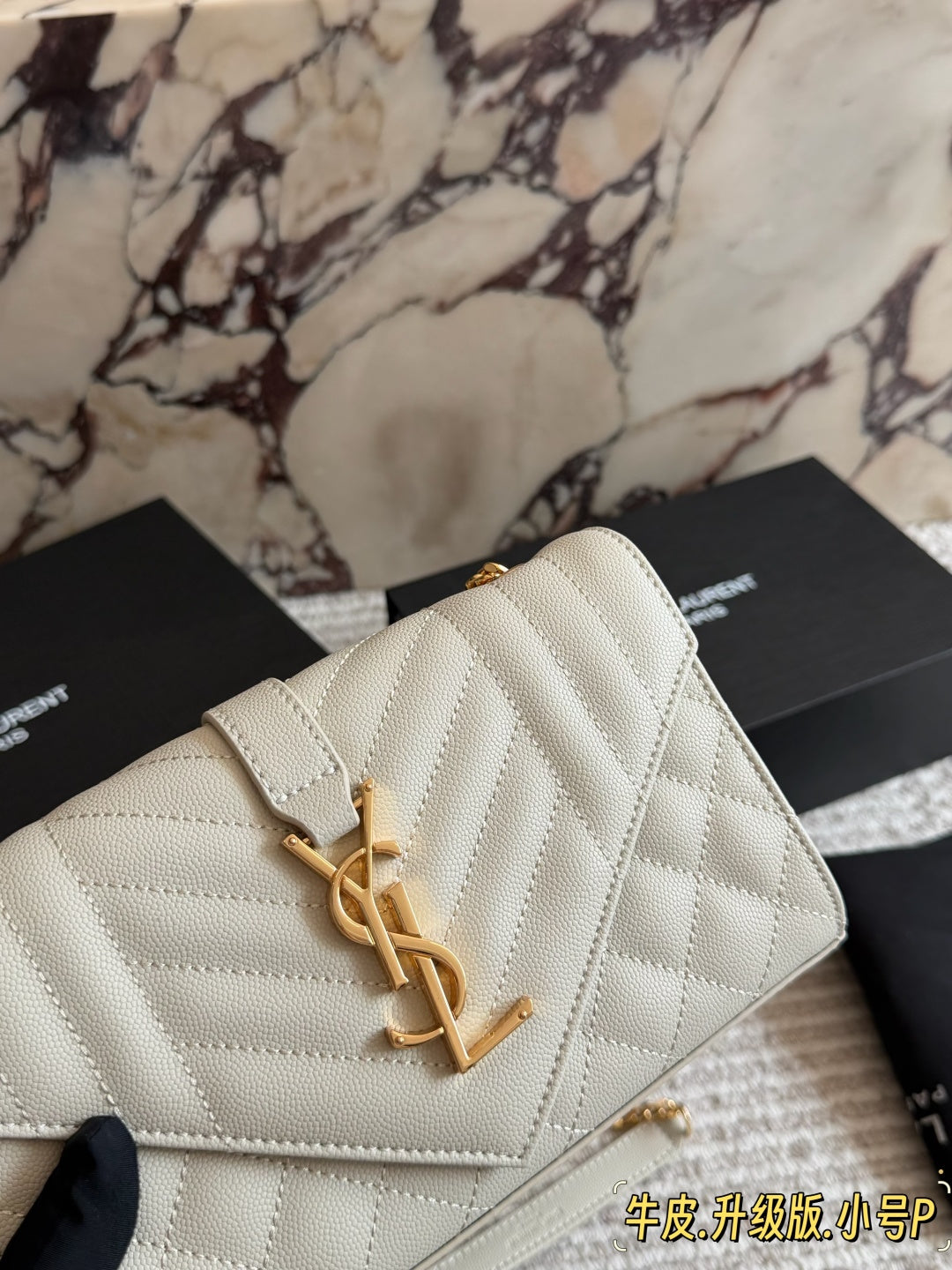 Designer Black/White Handbag for Women 21*13cm SEM06