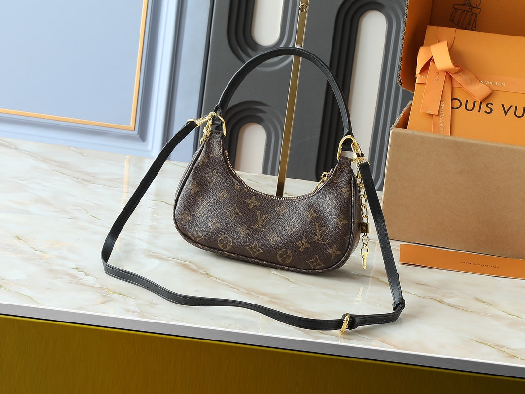 Designer Leather Crossbody Bag for Women 24.0x10.0x6.0cm LEM296