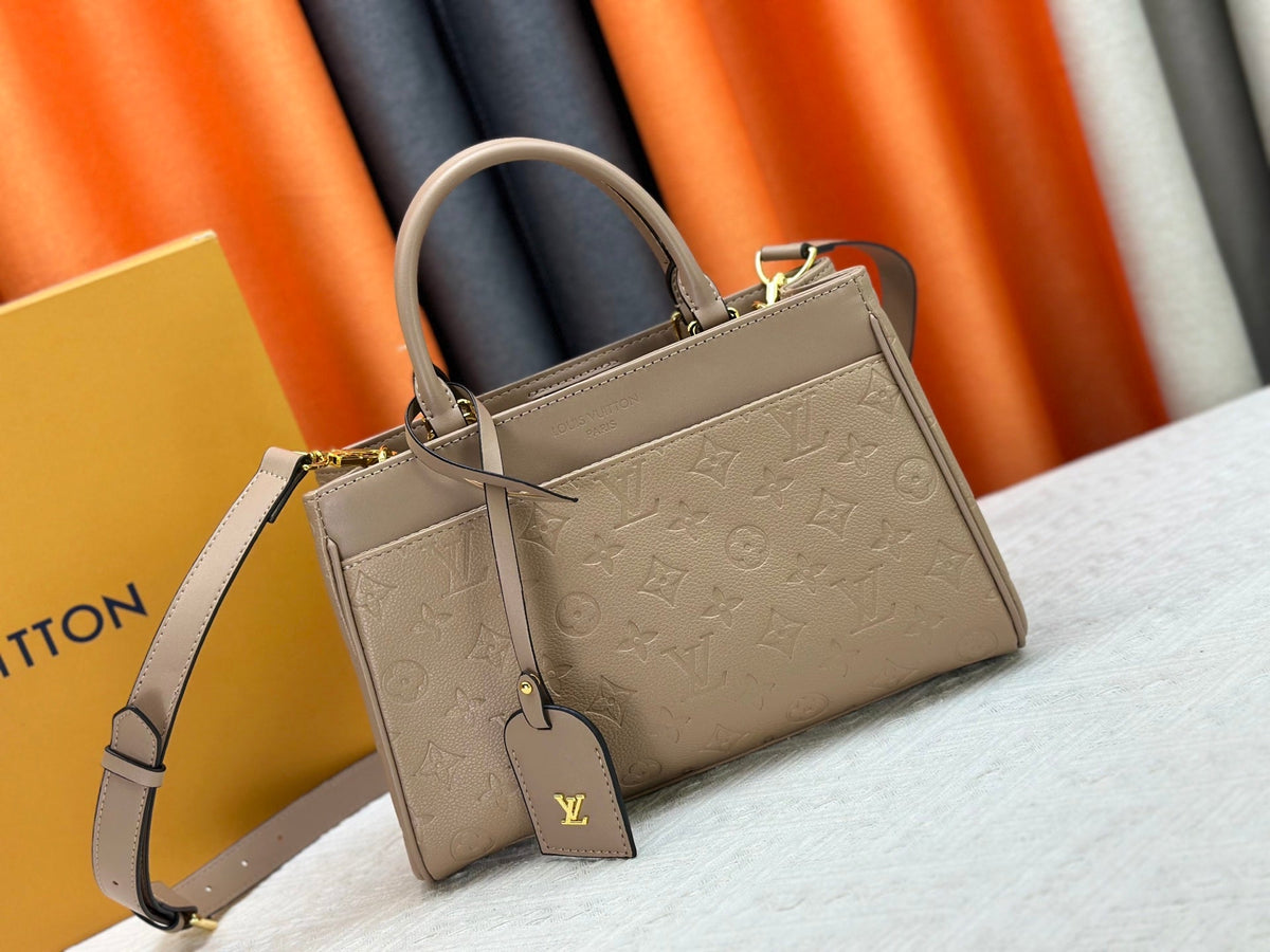 Designer Crossbody Bag for Women 30x19.5x12cm LEM286