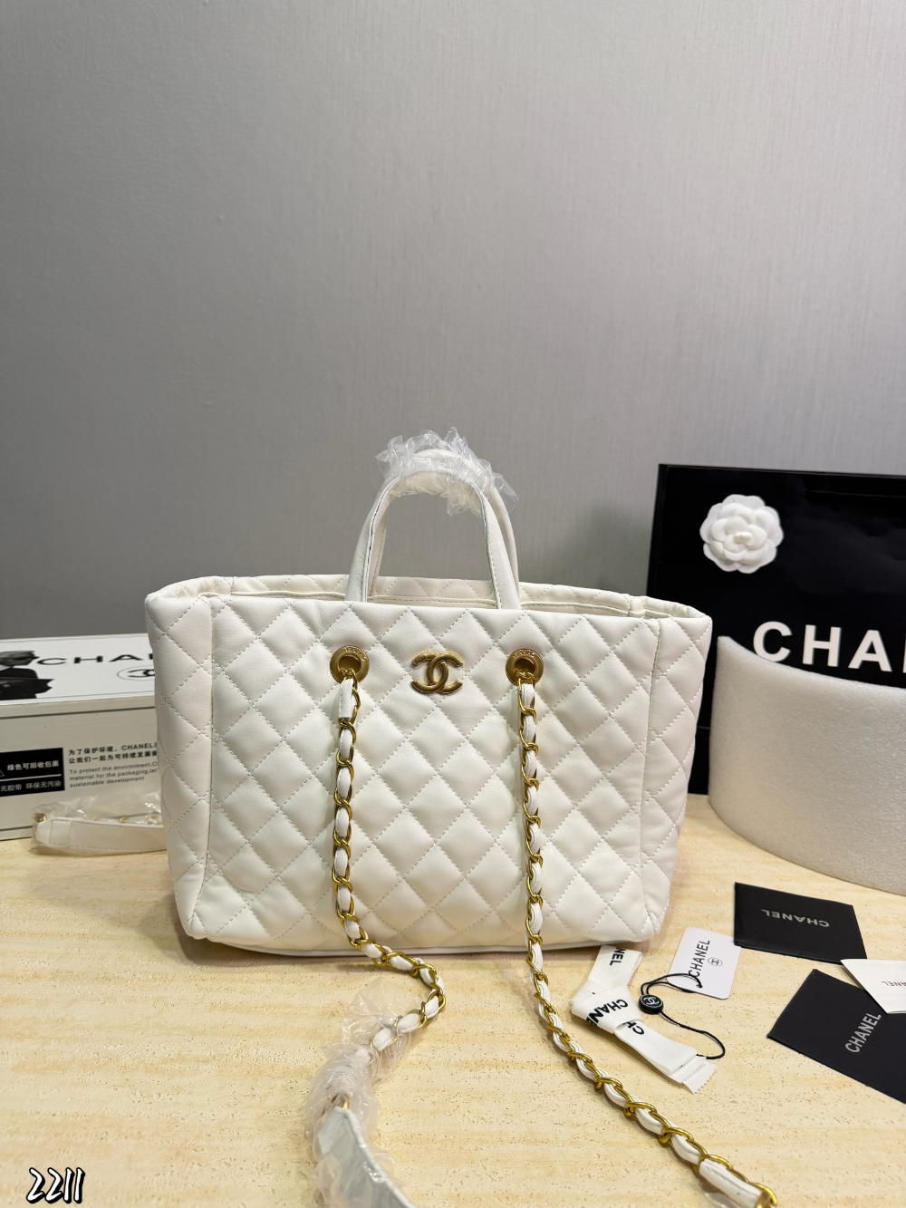 Black/White Handbag for Women 31*23cm CEM291