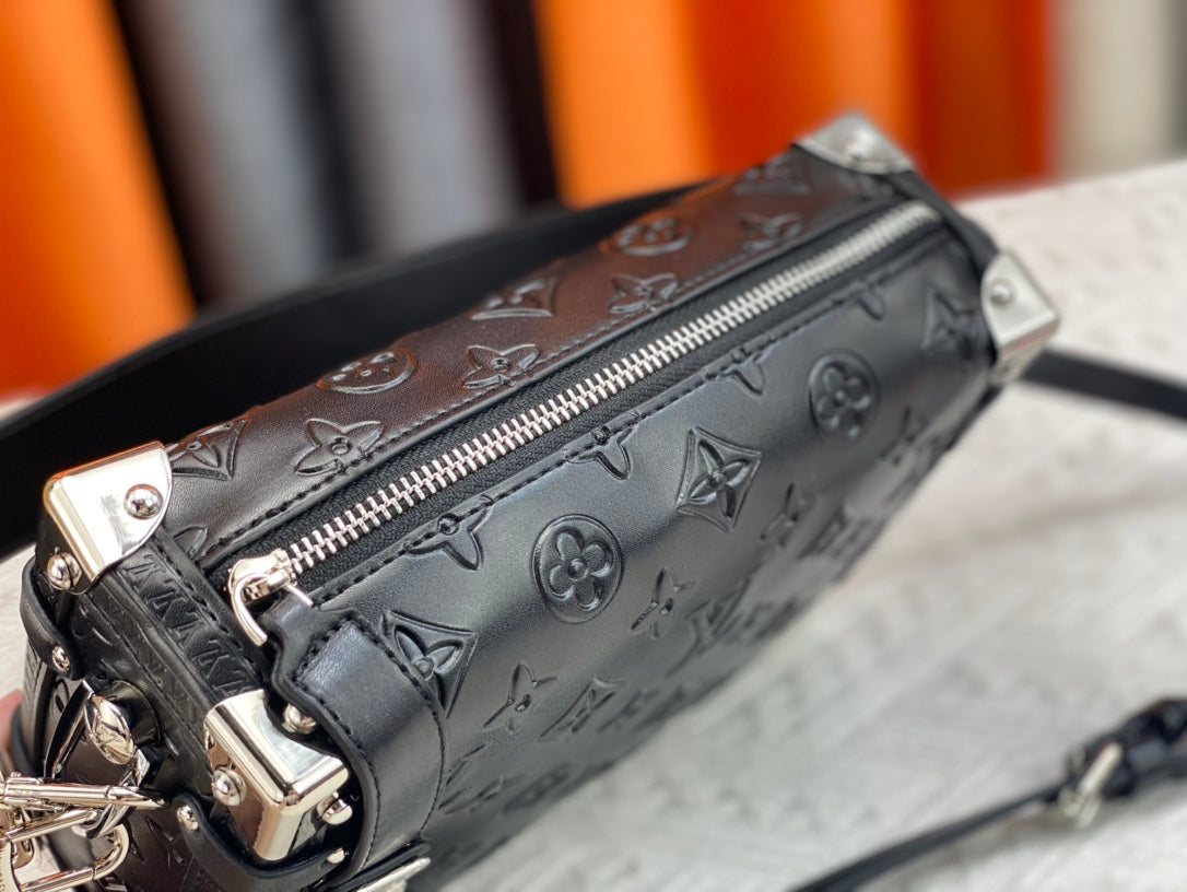 Black Bag for Women 21x14x6cm LEM107