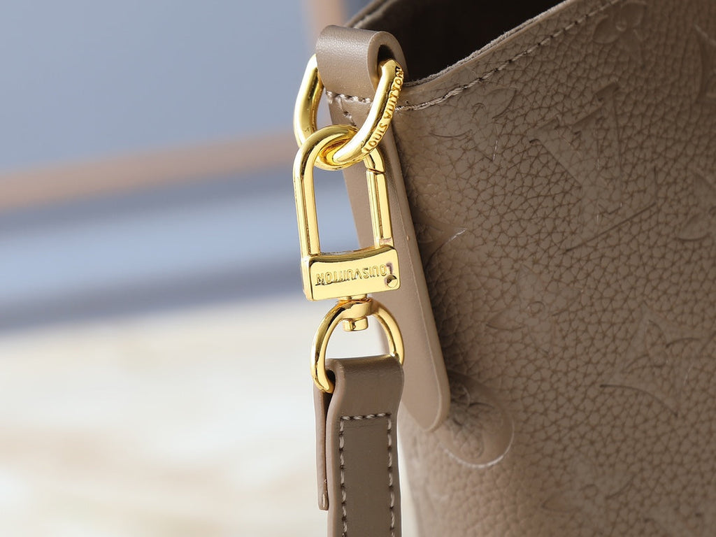 Designer Crossbody Bag for Women LEM297