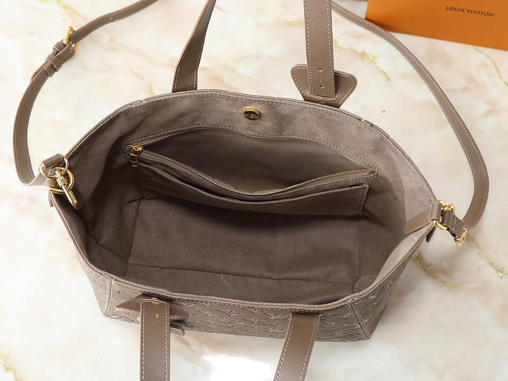 Designer Crossbody Bag for Women LEM297