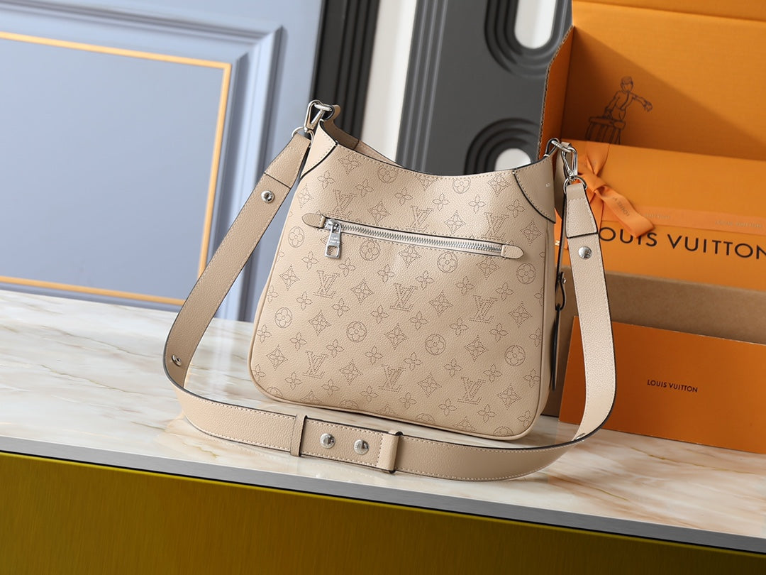 Designer Crossbody Bag for Women LEM299